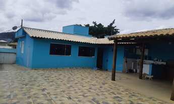 Imagem 2: Casa para Venda em Ibirité, Déa Marly, 3 dormitórios, 1 suíte, 1 banheiro, 6 vagas