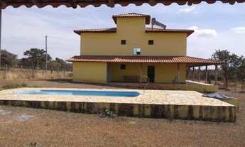 Imagem: Sitio de 2.000m² com piscina, casa de dois