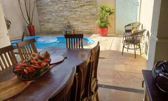 Imagem 7: Linda Casa 4 quartos com piscina e área gourmet em condomínio, Oportunidade !