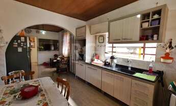 Imagem 5: PORTO ALEGRE - Casa Padrão - Tristeza