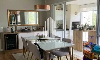 Imagem 2: Apartamento com 2 suítes e 2 vagas em andar alto no Morumbi