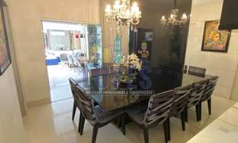 Imagem 4: Sobrado de 3 quartos (sendo 1 suíte), sala de tv com rack e painel, Área externa com jardi