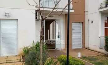 Imagem 2: Excelente Apartamento sendo 2 dormitórios com armários embutidos, sala com sacada e fecham