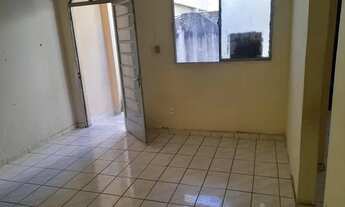 Imagem 6: Casa nos fundos Casa com 1 dormitório