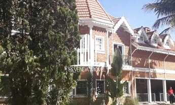 Imagem 2: Incrível mansão no Tamboré 1 com 5 suítes e 10 vagas de garagem