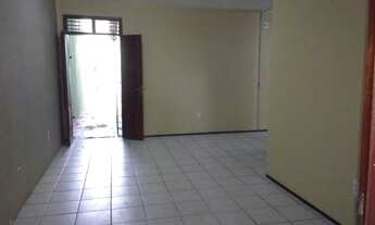 Imagem 6: Casa para aluguel possui 125 metros quadrados com 4 quartos em Parque Manibura - Fortaleza