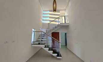 Imagem 6: Sobrado para venda possui 180 metros quadrados com 4 quartos em Jardim Icaraiba - Peruíbe