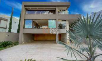 Imagem 2: Casa para venda com 638 metros quadrados com 5 quartos