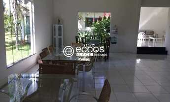 Imagem: Casa em condomínio à venda, 4 quartos