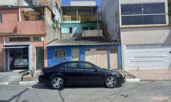 Imagem: Casa com terreno de 140m², com 3 casas