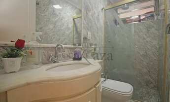 Imagem 7: Lindo Apartamento no Jardim América - 3 Dormitórios sendo 1 Suíte e 1 vaga - Reformado - 1