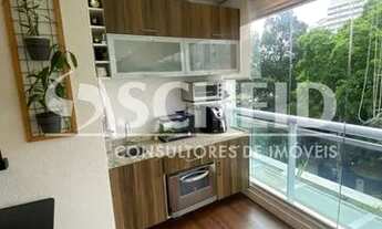 Imagem 5: Apartamento com ampla varanda em andar alto, ao lado da Estação Adolfo Pinheiro do Metrô