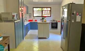 Imagem 5: Casa para venda possui 360 metros quadrados com 4 quartos em Itaipava - Petrópolis - RJ