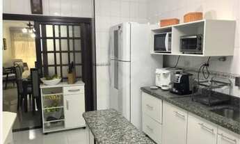 Imagem 7: Vende-se apartamento em prédio de 5 andares com 130m² de área útil, 165m² de área total