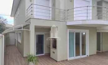 Imagem 4: Casa de 365m² com 4 quartos sendo 2 suítes, 4 banheiros e 4 vagas de garage em Barueri, A