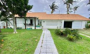 Imagem: Elegance Imóveis Belíssima casa térrea