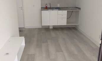 Imagem 3: Apartamento para aluguel possui 30 m quadrados com 1 quarto , varanda no vidro , móveis pl