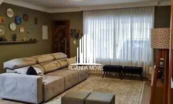 Imagem 2: Sobrado com 285m², 3 suítes, 3 vagas, área de lazer e varanda, próximo ao Shopping Center