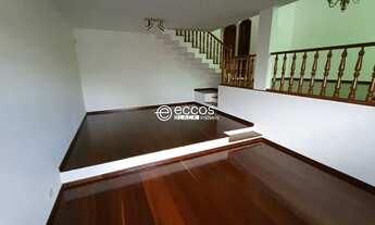 Imagem 2: Casa para aluguel, 6 quartos, 2 suítes, 4 vagas, Lídice - Uberlândia/MG