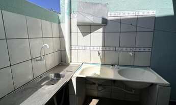 Imagem 2: Alugo Casa com 3 quartos sendo duas suítes na Avenida principal na região do CPA