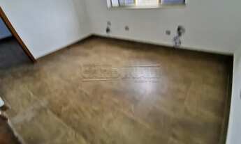 Imagem 2: Comercial Sala / Salão com Condomínio em Araraquara