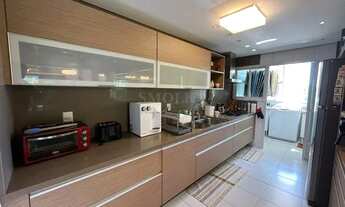 Imagem 3: Apartamento para venda tem 172 metros quadrados com 3 quartos em Cacupé - Florianópolis