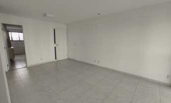 Imagem 4: Vendo Apartamento com 03 Qts, 01 Closet, Andar Alto, 02 vagas, Nascente Poço - Recife - PE