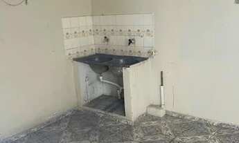 Imagem 3: Casa bem localizada na avenida Luís Viana, em frente ao posto São Jorge do centro