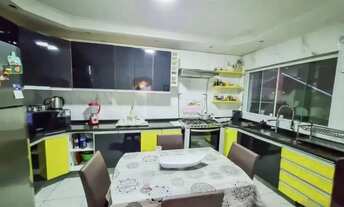 Imagem: Sobrado de 3 dormitórios com churrasqueira