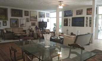 Imagem 2: Casa / Residencial / Jardim Botânico