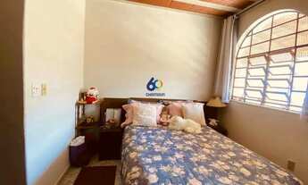 Imagem 5: Casa Exclusiva à Venda em Guarapari 2 Quartos, Piscina e Churrasqueira