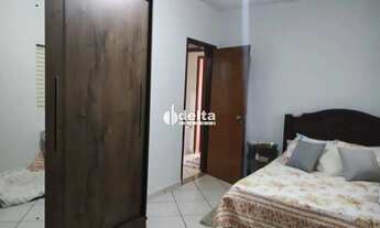 Imagem 14: Casa residencial com 5 quartos sendo 1 suíte disponível para venda no bairro Segismundo Pe