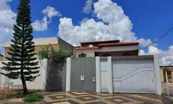 Imagem: Excelente casa em ótima localização