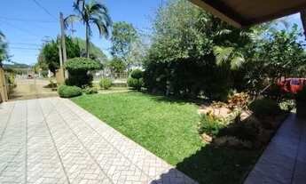 Imagem 5: Casa em Porto Alegre, no bairro Vila Nova, com 2 dormitório(s), e 2 banheiros, à