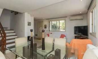 Imagem 6: Casa Residencial com 3 dormitórios, sendo 1 suíte, mobiliada, e 1 vaga de garagem no bairr