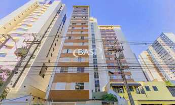 Imagem 2: Apartamento 3 Quartos, sendo 1 Suíte e Retrofit Completo à Venda Juvevê