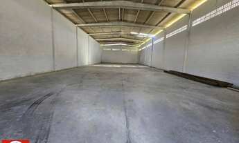 Imagem 2: Galpão para Locação em Salvador, Pirajá, 3 banheiros, 5 vagas