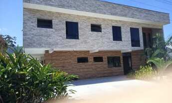 Imagem 2: Casa Moderna e Luxuosa à Venda em Ubatuba!