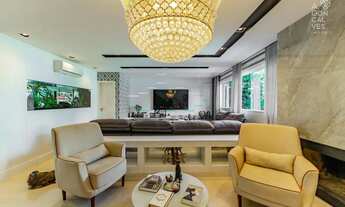 Imagem: Casa em Condomínio, 04 Suítes, 05 Vagas