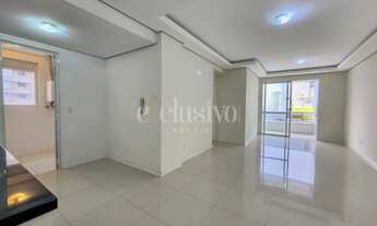 Imagem 2: Apartamento para Venda em Florianópolis, Estreito, 3 dormitórios, 1 suíte, 3 banheiros, 2