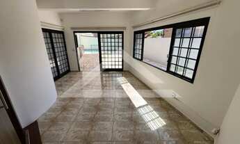 Imagem 6: Imóvel comercial para locação no Bairro Jardim Irajá, próximo a Avenida Presidente Vargas