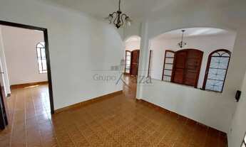 Imagem 2: Oportunidade - Casa Sobreloja - Jardim Satélite - 4 Dormitórios - 170m²