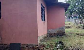 Imagem 7: Casa com 3 quartos e 1 banheiro. Bem localizada