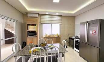 Imagem 3: Sobrado de Alto Padrão