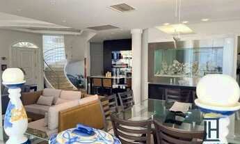 Imagem 3: Casa de Alto Padrão em Jurerê Internacional