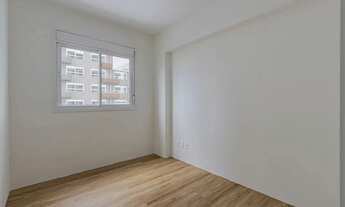 Imagem 4: Imóvel para aluguel possui 74 metros quadrados com 2 quartos em Passo da Areia - Porto Ale