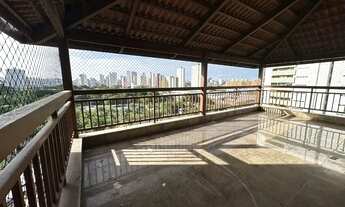 Imagem: Apartamento com 4 Suítes à Venda, 303