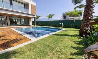 Imagem 4: Excelente casa no condomínio Alphaville, com 5 suítes e 4 vagas de carro