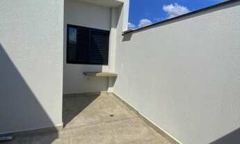 Imagem 6: Casa térrea recém construída com excelente acabamento