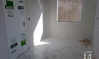 Imagem 3: Sobrado para Venda em Curitiba, Pinheirinho, 3 dormitórios, 2 banheiros, 1 vaga